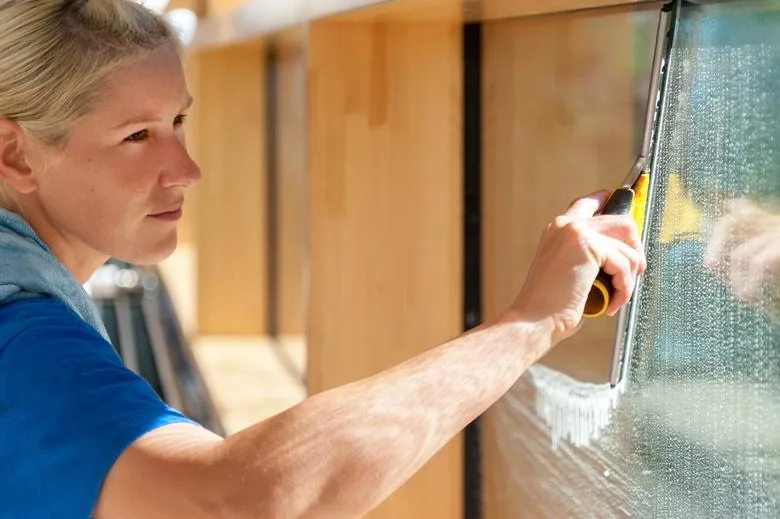 Professionelle Glas- & Fensterreinigung